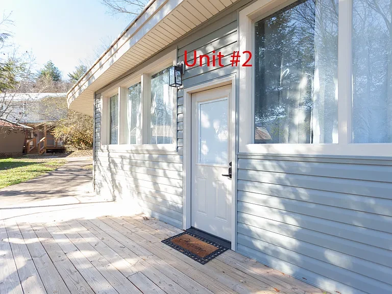 2042 Creek Rd #2